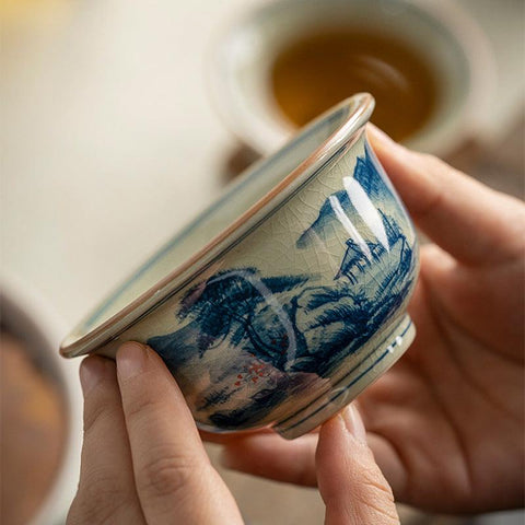 Hand-Painted Ceramic Tea Cup – Traditional Elegance Hand-Painted Ceramic Tea Cup – Traditional Elegance