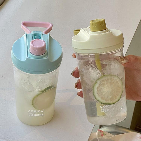 COMIKA Summer Delight Straw Bottle - Leak-Proof Design for Ultimate Hydration COMIKA Summer Delight Straw Bottle - Leak-Proof Design for Ultimate Hydration