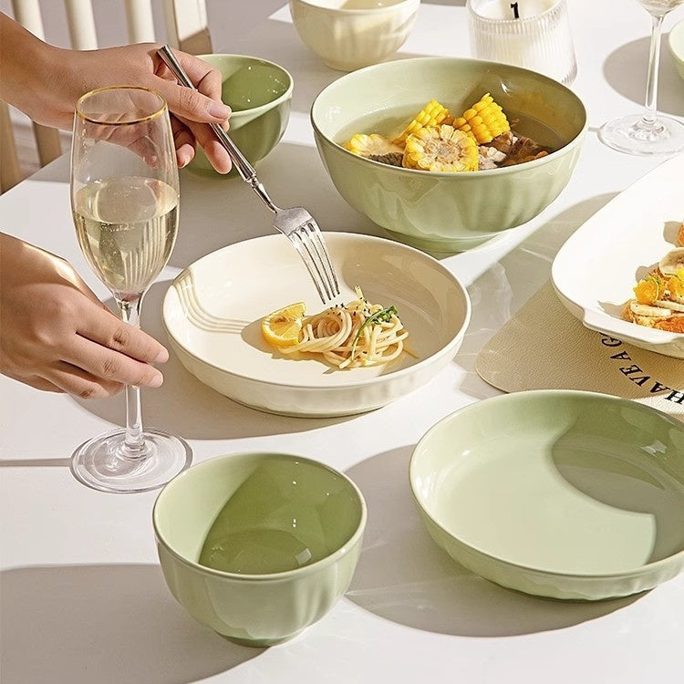 Healthy color glaze ceramic dishes with pearl-like finish for food safety