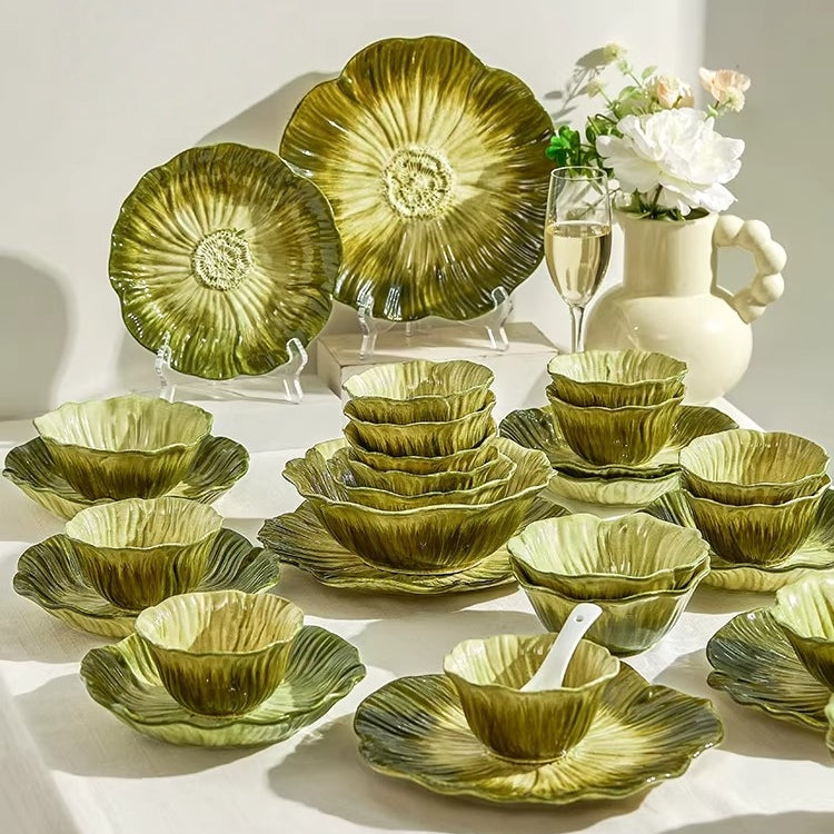Modern Housewife Pansy Series Ceramic Dinnerware Set