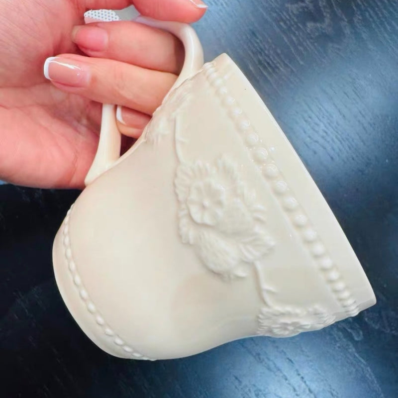 MOCA ROSE Embossed Strawberry Ceramic Mug