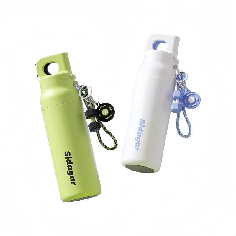 Sidagar 620ml stainless steel water bottle with silicone base and PVC charm