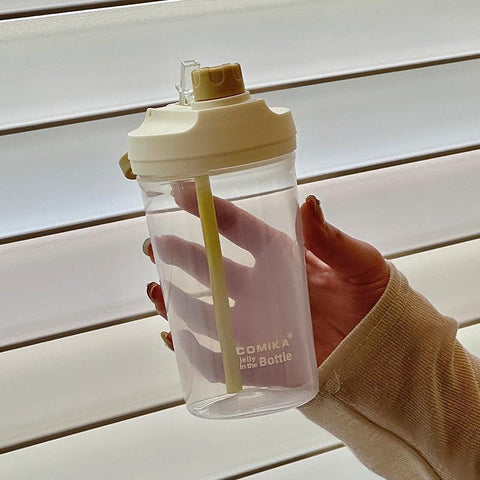 COMIKA Summer Delight Straw Bottle - Leak-Proof Design for Ultimate Hydration COMIKA Summer Delight Straw Bottle - Leak-Proof Design for Ultimate Hydration