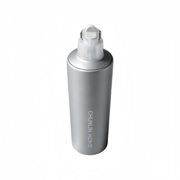 Chunlin 690ml Ice Mist Sports Bottle with Spray Lid