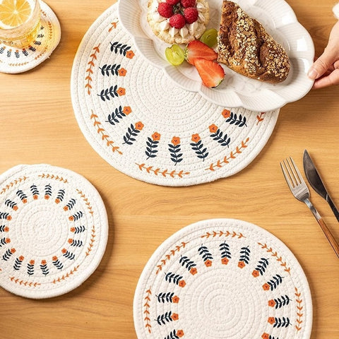 Floret cotton linen table mats in 4 sizes (12cm-30cm) with retro floral design