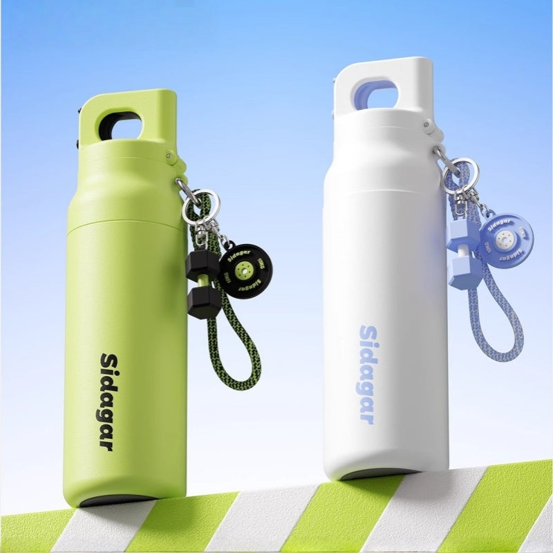 Sidagar 620ml stainless steel water bottle with silicone base and PVC charm