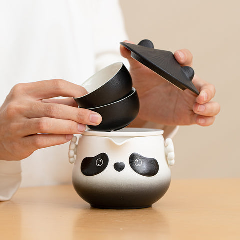 BEIXIA Kung Fu Panda Travel Tea Set with 3D Cat Paw Relief and Bamboo Lid Design