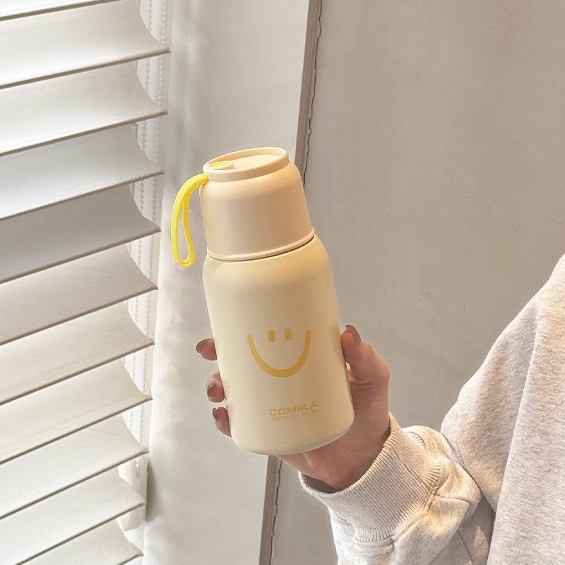 COMIKA Cute Thermal Bottle – Adorable Leakproof Insulated Bottle with Smiley Face and Bear Motifs